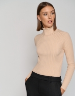 Camel ribbed sweater with raised collar