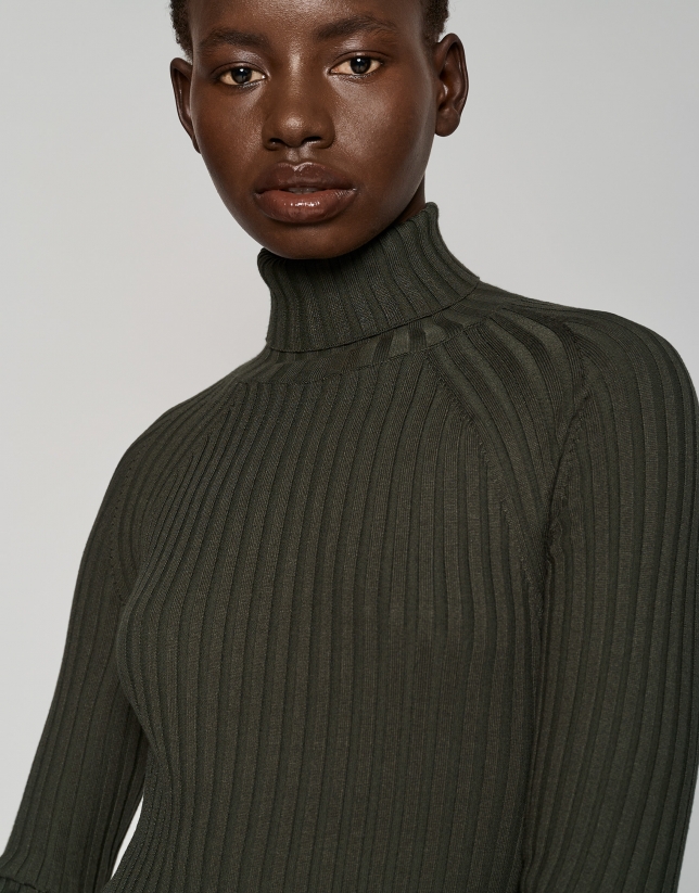 Gray ribbed sweater sale