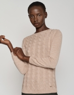 Camel sweater with cable stitching and boat neck