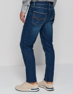 Pantalón denim hombre regular azul medio