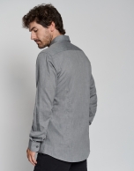 Camisa sport slim espiga gris medio