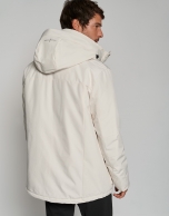 Parka técnica blanco roto interior acolchado