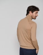 Camel wool turtle neck sweater