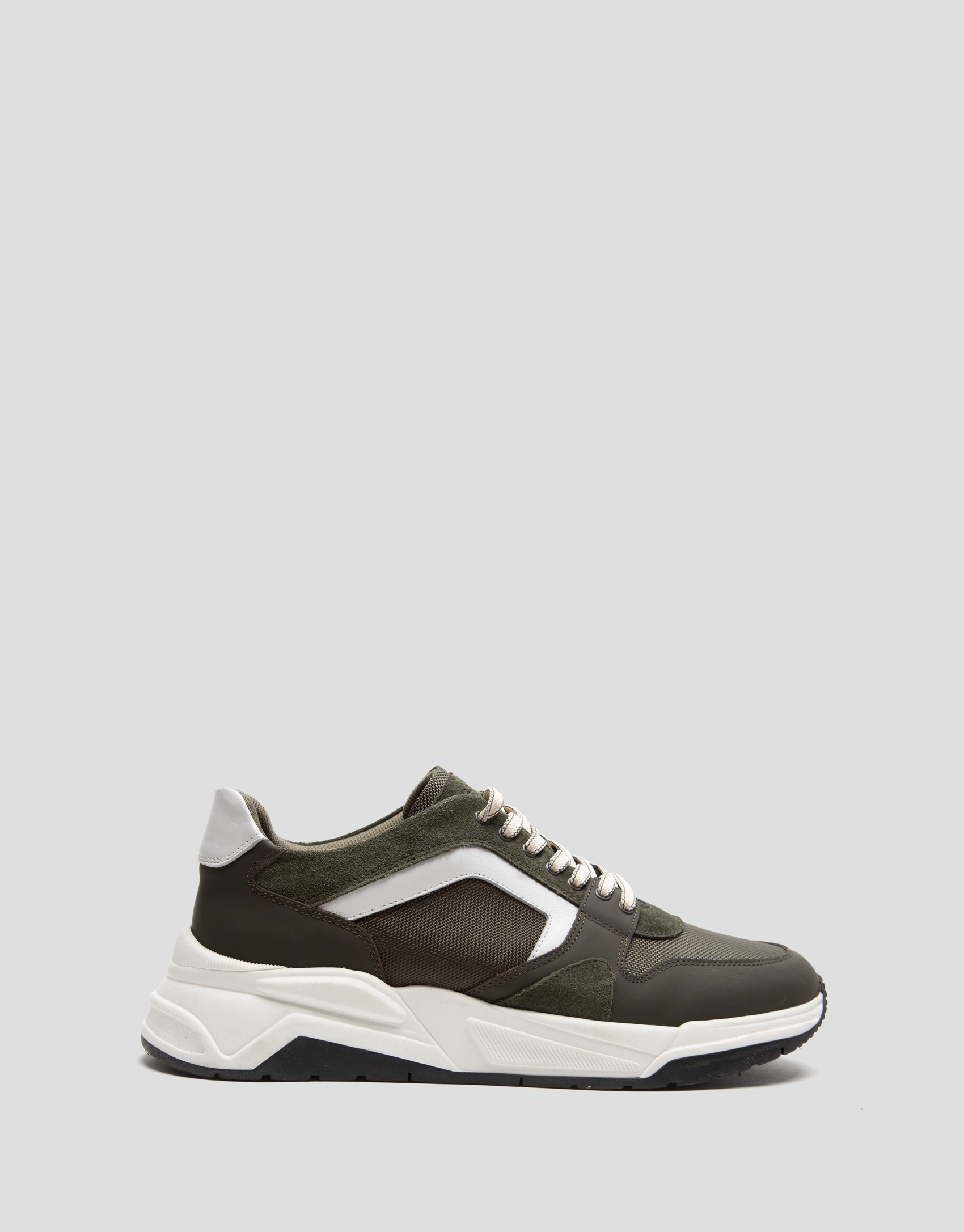 Khaki running shoes with track sole