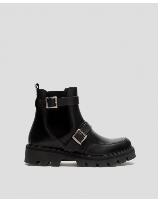 Black leather ankle boot with track sole