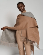 Poncho reversible gris/beige