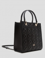 Bolso Satchel Maxi Linda piel acolchada negra