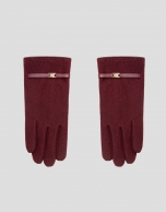 Burgundy knit gloves with leather trim