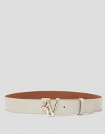 Ecru leather belt with matching back-stitching