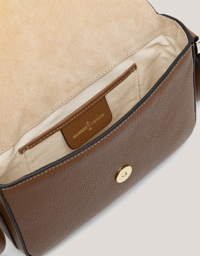 Sun camel leather shoulder bag