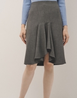 Grey double crepe skirt with ruffle in front