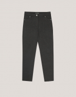 Pantalón slim elástico punto cortado gris