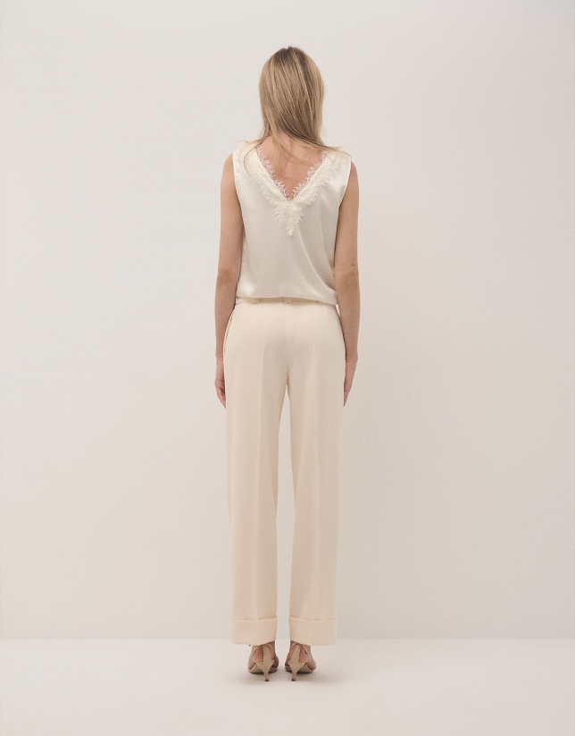 Ecru crepe tailored pants with rolled-up hem