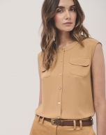 Mustard sleeveles blouse in light crepe