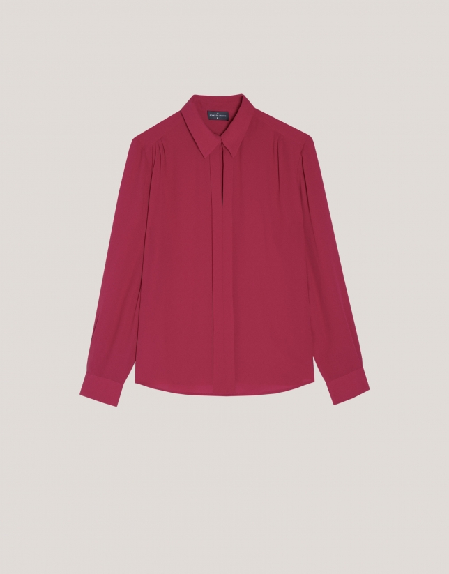 Raspberry shirt with central pleat in flaire crepe