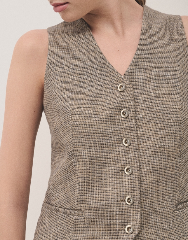 Beige and blue masculine-cut microprint tailored vest 