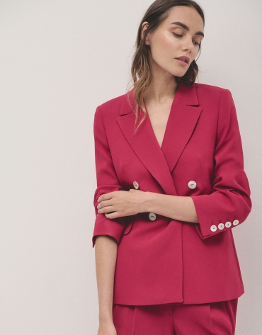 Raspberry double-breasted crepe blazer