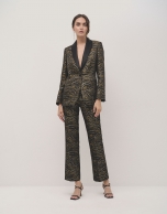 Golden wave jacquard tuxedo jacket with one button