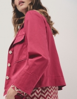 Short raspberry satin cottoned jacket