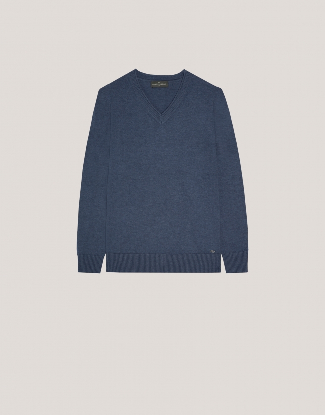 Blue V-neckline jumper in wool and silk