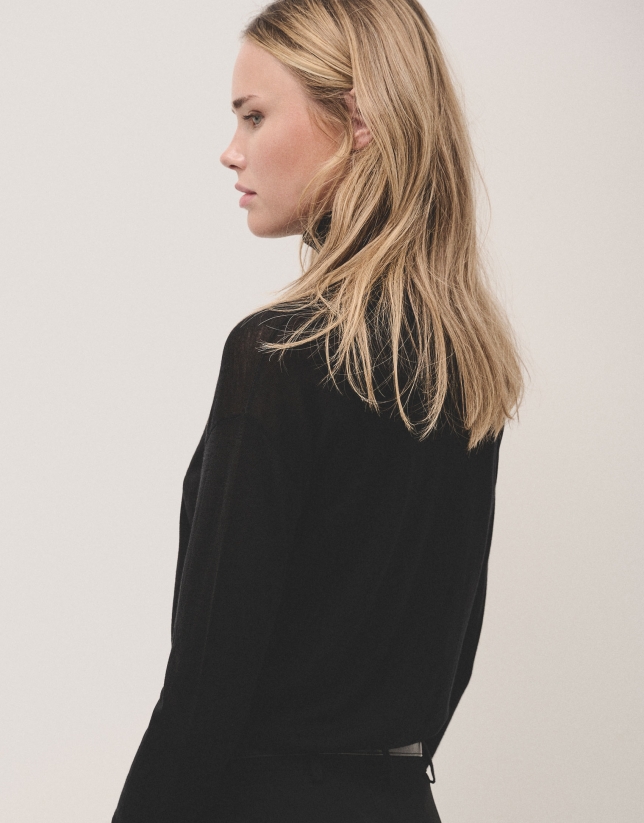 Black fine wool knitted jumper with turtleneck