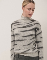 Long sleeves jumper in grey and black wool and mohair knit