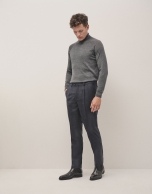 Blue check trousers with darts