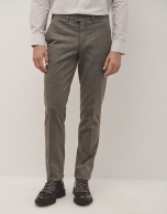 Black/camel structured chinos trousers