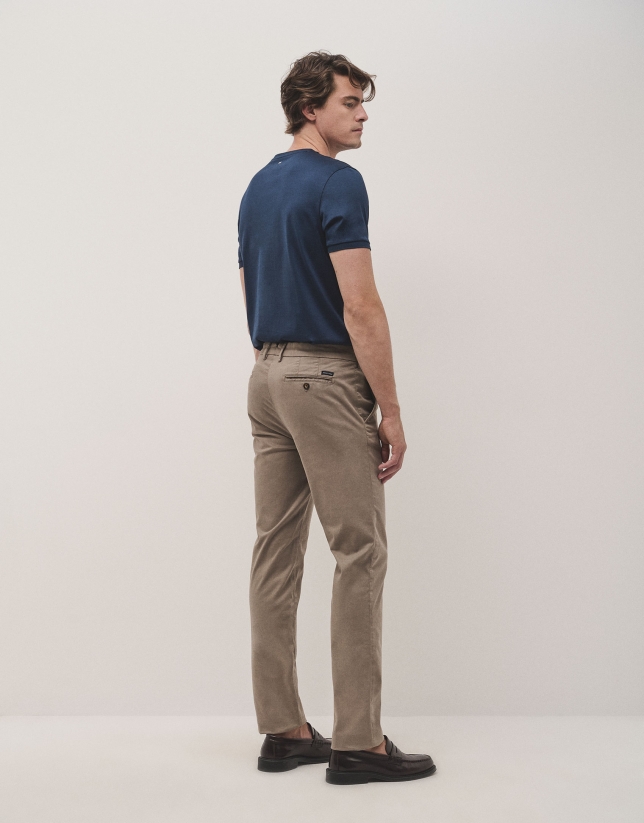 Mink dyed chino trousers