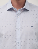 Geometric print sport shirt in blue tones