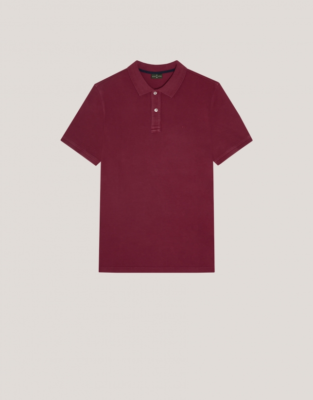 Dyed plum short sleeved polo shirt