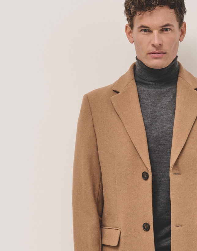 Camel wool cloth coat