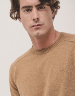 Camel wool and cashmere sweater