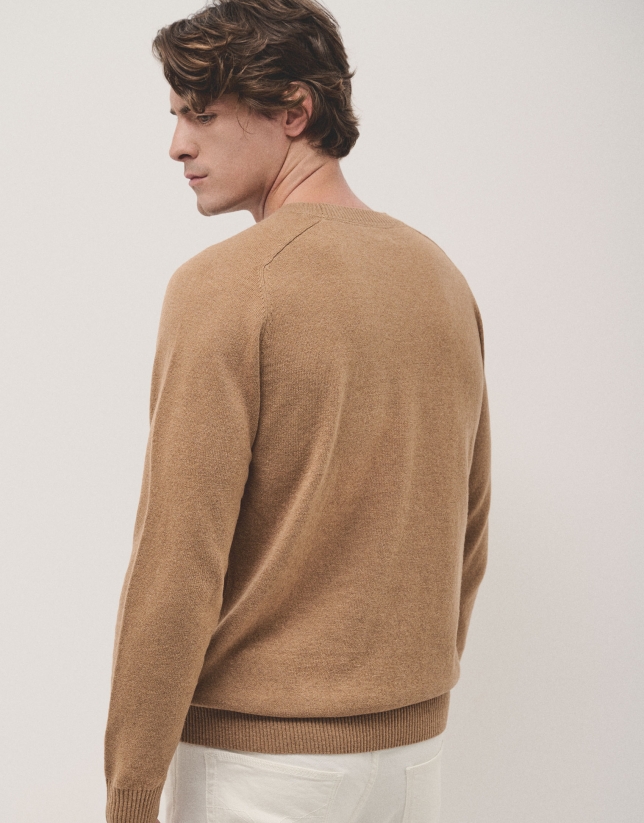 Camel wool and cashmere sweater