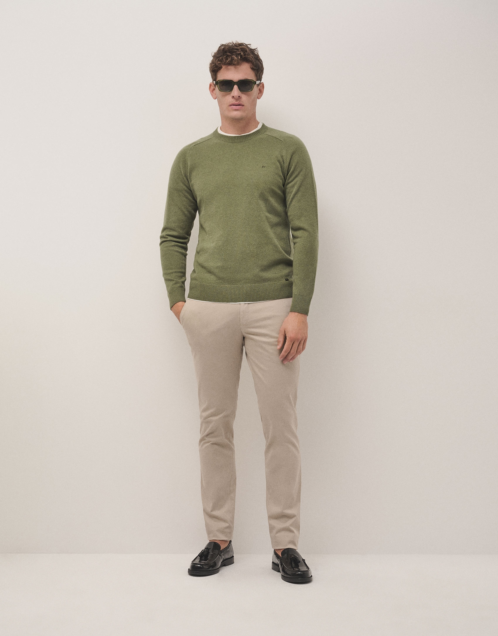 Light kakhi green wool and cashmere sweater