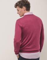 Plum wool sweater with V-neck 