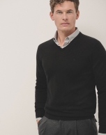 Black wool sweater with V-neck 