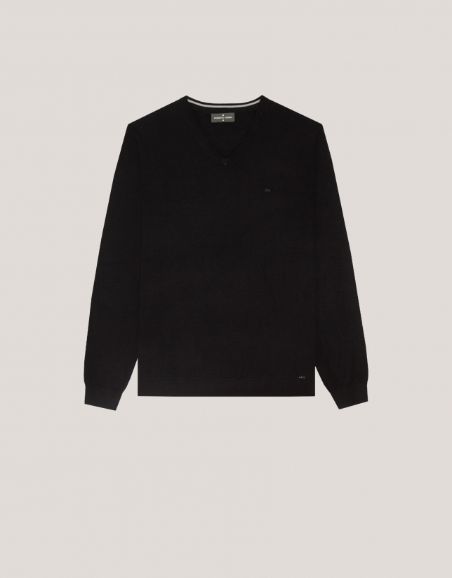 Black wool sweater with V-neck 