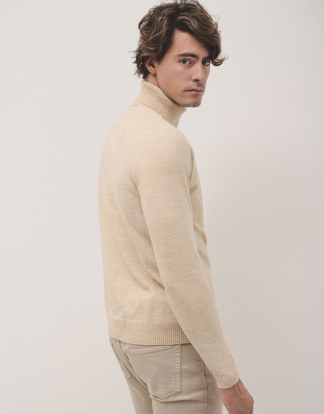 Sand-coloured melange sweater with turtle neck