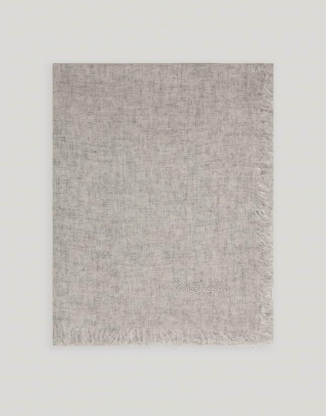 Gray melange wool scarf