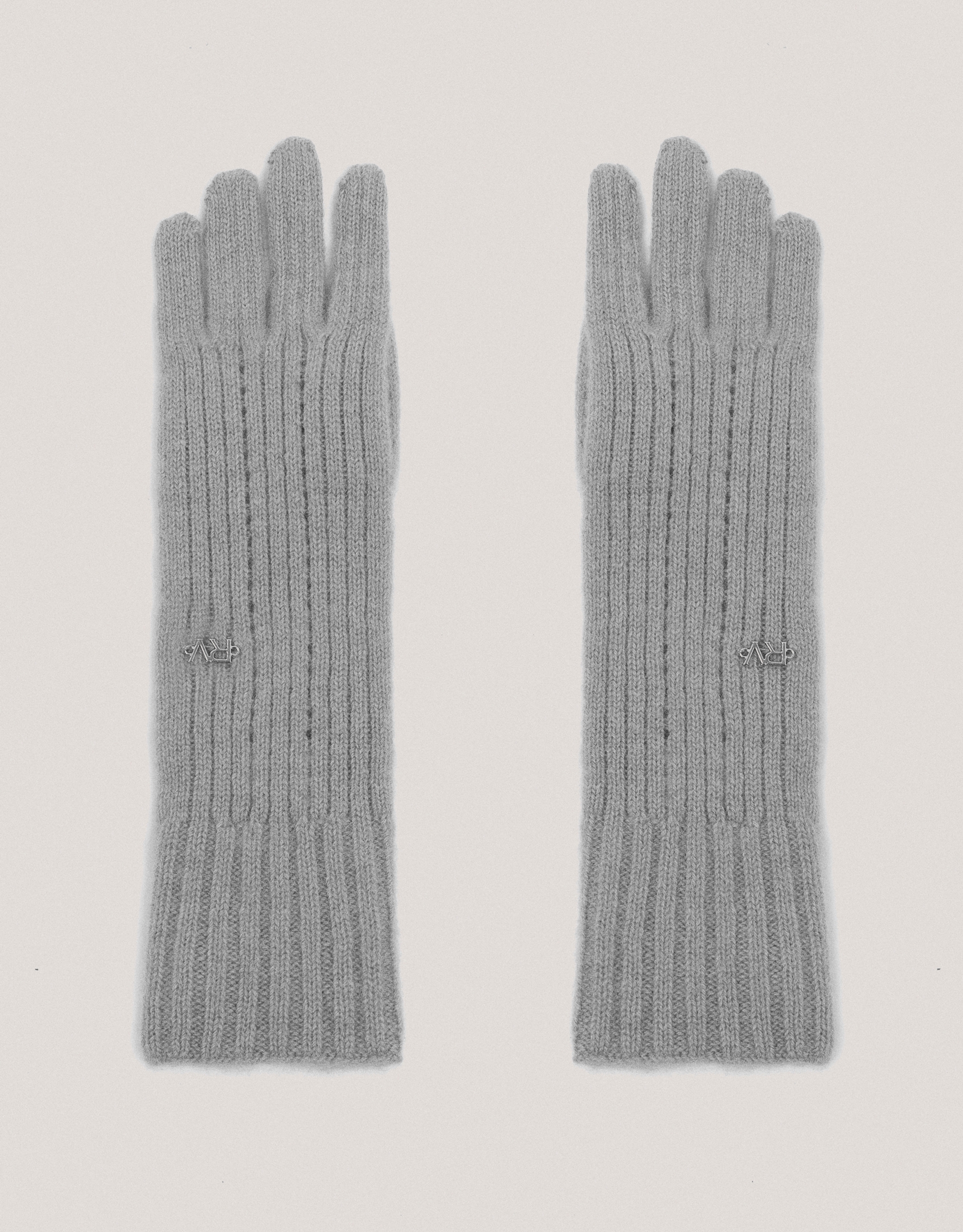 Gray alpaca and cashmere gloves