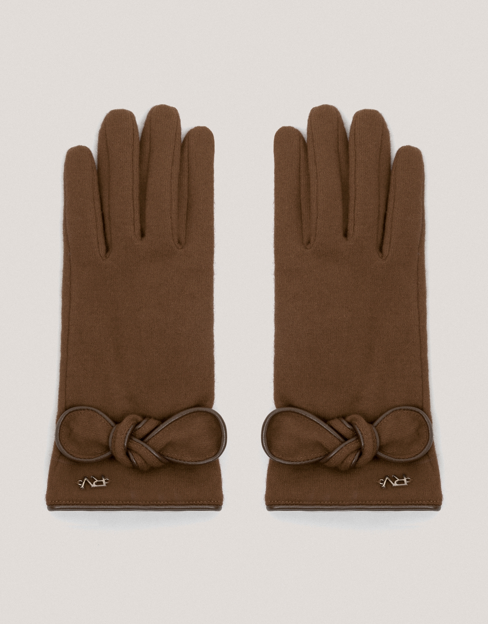 Brown wool gloves with a bow