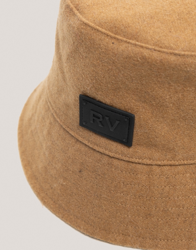 Camel and brown reversible bucket cap