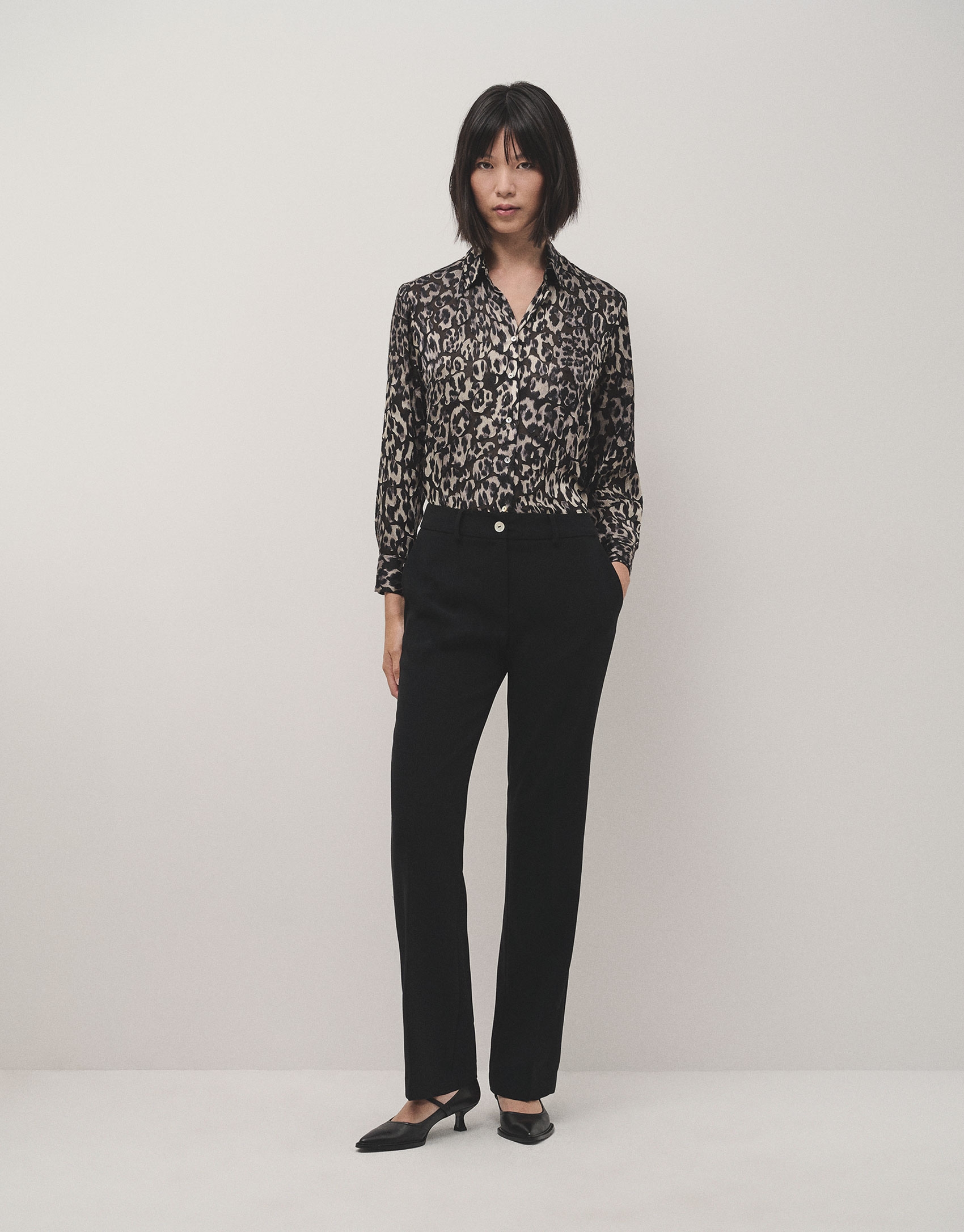 Animal print masculine-cut shirt