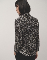 Animal print masculine-cut shirt